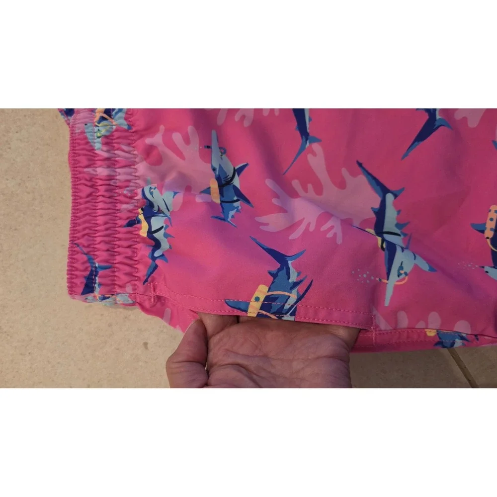 Chubbies Mens Pink Scuba Sharks Swim Trunks XL preppy coastal Beachy vacation